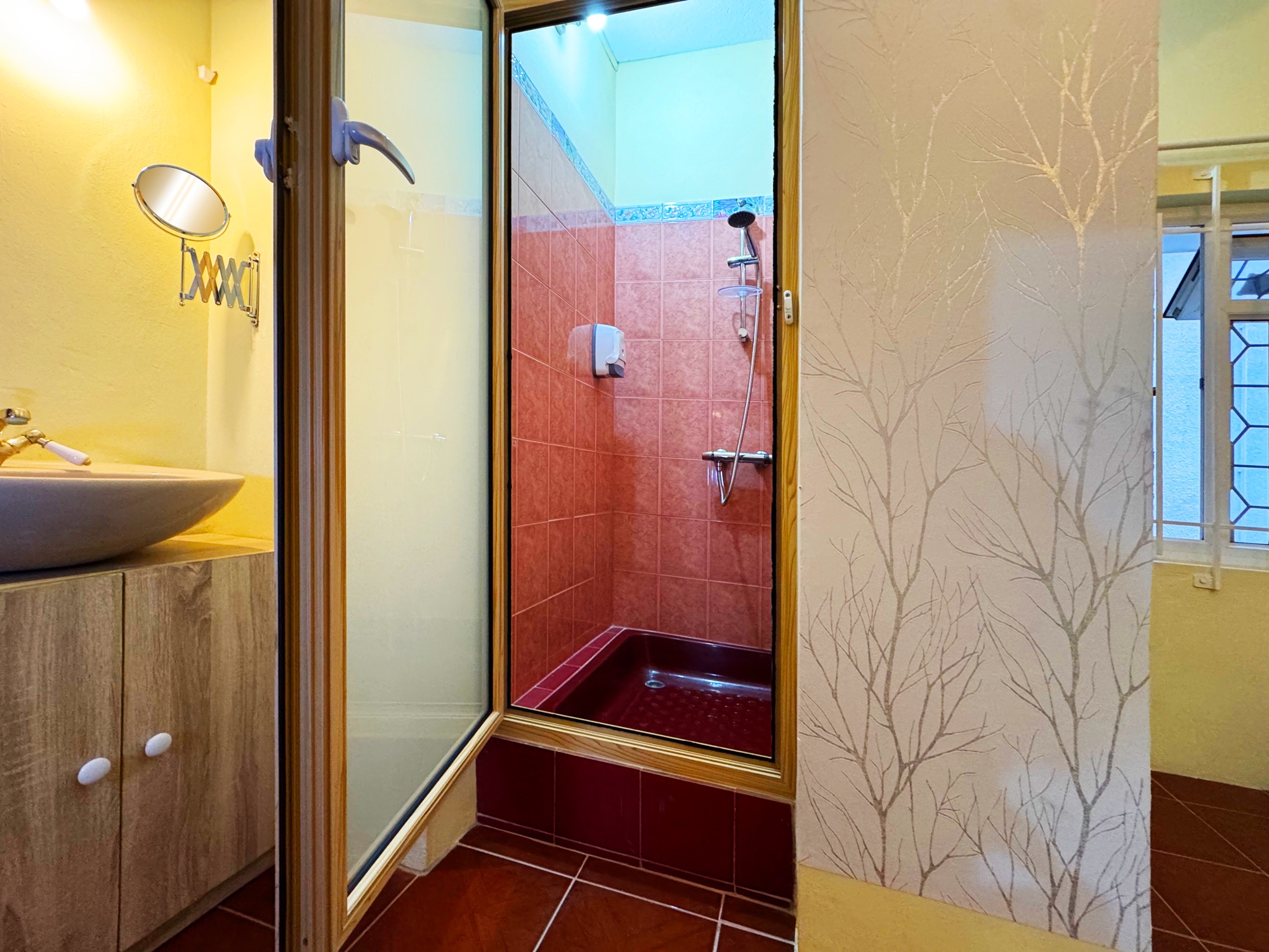 Bedroom 1 · Additional shower and washbasin
